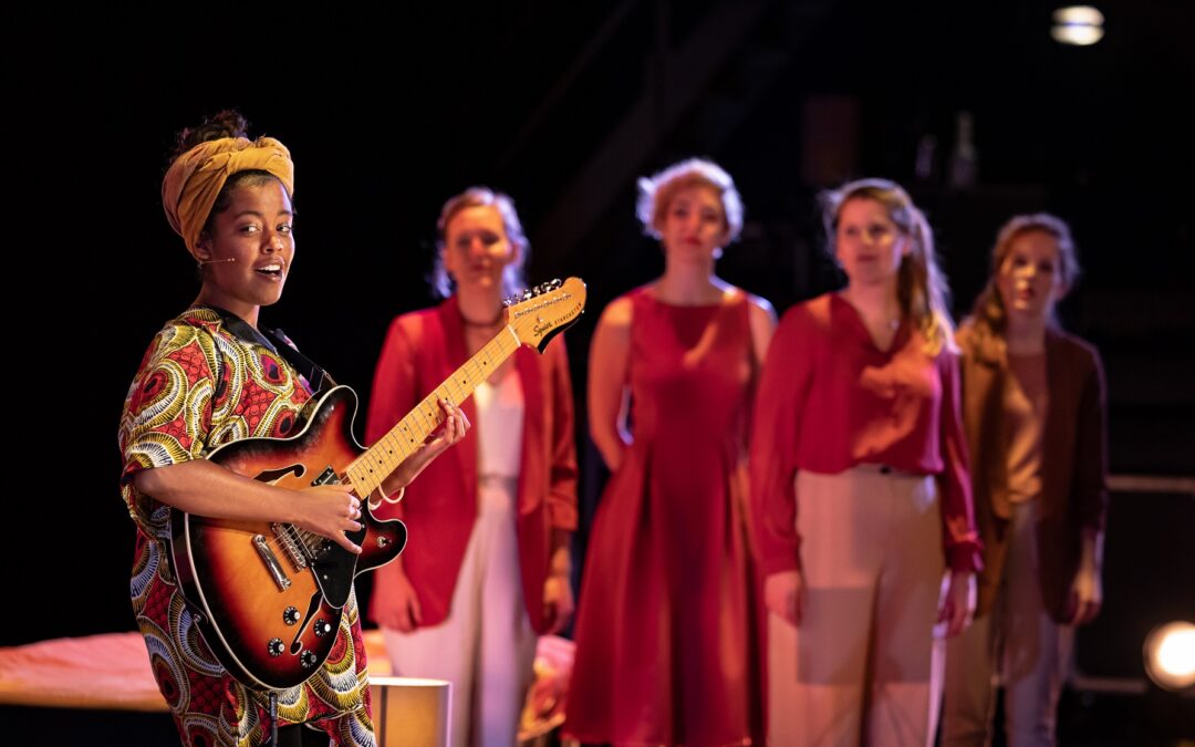 Ga jij voor een zangcursus of een mee-zing-concert bij Cool kunst en cultuur?