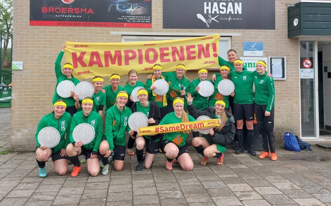 HEERHUGOWAARD DE MEIDEN VAN SVW27 MO20-1 KAMPIOEN