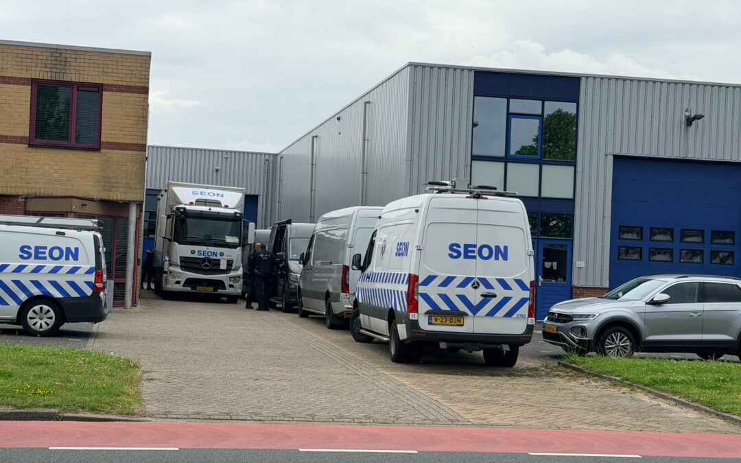 Onderzoek na dodelijk geweld in Heerhugowaard explosievenexperts in actie bij pand aan Coulombstraat
